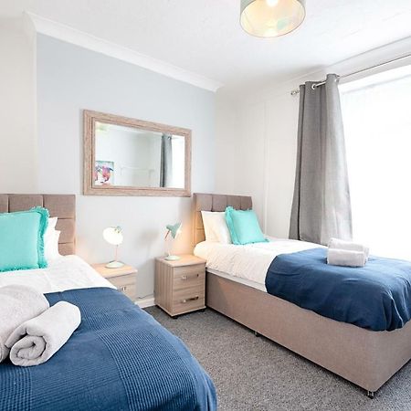 City Centre, Parking, Smart Tv'S In All Rooms Swansea Exterior photo